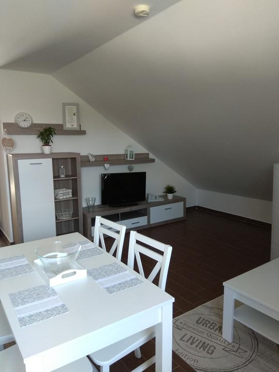 Apartmany Pod Lesem Bohutín Buitenkant foto